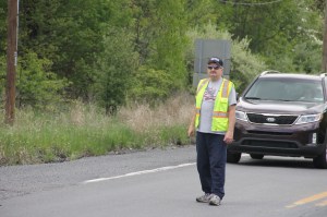 Car Up Grassy Embankment, No. 11 Hill, US209, Coaldale, 5-23-2014 (25)