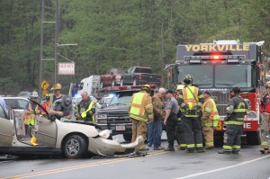 Fatal Motor Vehicle Accident, Car vs Car Carrier, US209, Cumbola, 5-15-2014 (29)