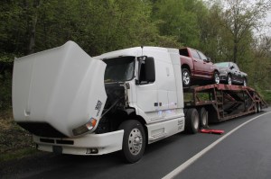 Fatal Motor Vehicle Accident, Car vs Car Carrier, US209, Cumbola, 5-15-2014 (38)