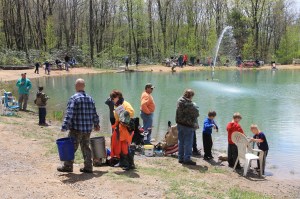 Huck Finn Fishing Rodeo via Bear's Head Sportsman Association, BHSA Dam, Delano, 5-18-2014 (65)