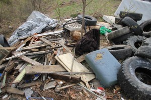 Picking Up Litter Behind Tamaqua Middle School, Tamaqua, Walker Township, 5-9-2014 (18)
