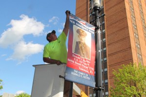 Putting Last of Hero Banners Up in Tamaqua, 5-26-2014 (120)