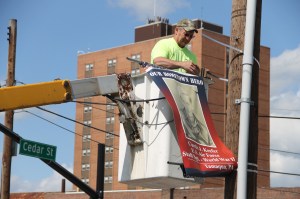 Putting Last of Hero Banners Up in Tamaqua, 5-26-2014 (72)