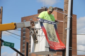 Putting Last of Hero Banners Up in Tamaqua, 5-26-2014 (75)