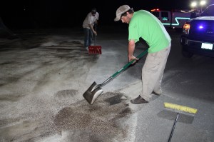 Responders Clean Up Fuel Spill from Tractor Trailer in Hometown, 5-15-2014 (25)
