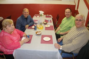 Roast Beef Dinner, Kinights of Columbus, Seek, Coaldale, 4-27-2014 (12)