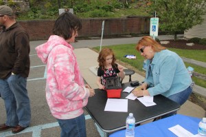 Tamaqua Hunger Walk, St. Luke's Family Practice, S. Railroad Street, Tamaqua, 5-18-2014 (4)