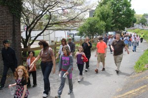 Tamaqua Hunger Walk, St. Luke's Family Practice, S. Railroad Street, Tamaqua, 5-18-2014 (96)
