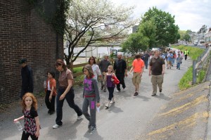Tamaqua Hunger Walk, St. Luke's Family Practice, S. Railroad Street, Tamaqua, 5-18-2014 (97)