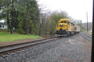 Train Traveling Through Clamtown, 5-10-2014 (6)