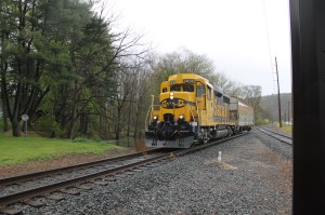 Train Traveling Through Clamtown, 5-10-2014 (7)