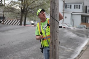 Truck Snaps Pole after Losing Breaks on Cherry Street, Tamaqua, 5-10-2014 (12)