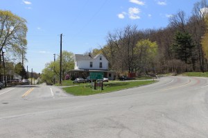 View of Windy Road, White Bear, South 902, Summit Hill, 5-6-2014 (3)