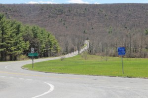 View of Windy Road, White Bear, South 902, Summit Hill, 5-6-2014 (8)