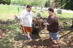 Volunteers Cleaning Odd Fellow's Cemetery, Tamaqua, 5-11-2014 (10)