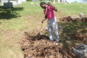 Volunteers Cleaning Odd Fellow's Cemetery, Tamaqua, 5-11-2014 (9)