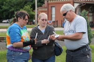 Candlelit Vigil for Angie, Angela Steigerwalt, Depot Square Park, Tamaqua, 6-14-2014 (267)