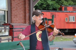 Jay Smar, Chamber of Commerce Summer Concert Series, Train Station, Tamaqua, 6-5-2014 (15)
