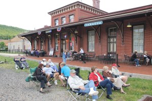 Jay Smar, Chamber of Commerce Summer Concert Series, Train Station, Tamaqua, 6-5-2014 (3)