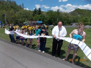 Memorial Day Service, Veterans Memorial, fm Kelly SHutter, Bull Run, Seek, Coaldale, 5-25-2014 (7)