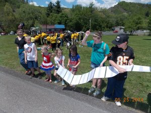 Memorial Day Service, Veterans Memorial, fm Kelly SHutter, Bull Run, Seek, Coaldale, 5-25-2014 (8)