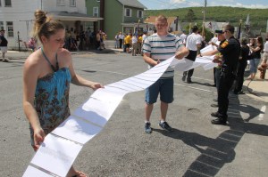 Memorial Service, Veterans' Memorial Garden, Coaldale, 5-25-2014 (137)