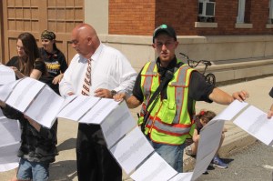 Memorial Service, Veterans' Memorial Garden, Coaldale, 5-25-2014 (142)