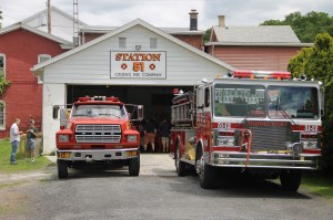 Middleport Fire Dept in NY visits Middleport Fire Company in Middleport, 6-6-2014 (55)