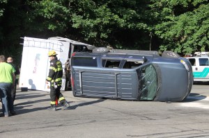 Overturned Camper, SUV, Bottom of Hometown Hill, SR309, Tamaqua, 6-18-2014 (11)