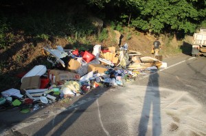Overturned Camper, SUV, Bottom of Hometown Hill, SR309, Tamaqua, 6-18-2014 (63)