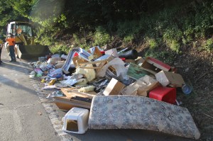 Overturned Camper, SUV, Bottom of Hometown Hill, SR309, Tamaqua, 6-18-2014 (78)