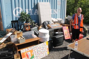 Tamaqua Donation Drop-Off, Community Giveaway, M & M Self Storage, Tamaqua, 5-31-2014 (9)