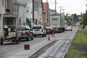 Traffic Backed Up, PennDOT Road Repairs, North Railroad Street, SR309, Tamaqua, 6-27-2014 (15)