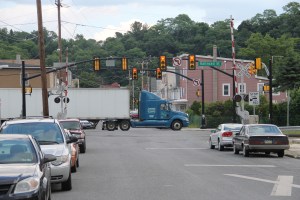 Traffic Backed Up, PennDOT Road Repairs, North Railroad Street, SR309, Tamaqua, 6-27-2014 (40)