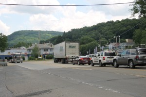 Traffic Backed Up, PennDOT Road Repairs, North Railroad Street, SR309, Tamaqua, 6-27-2014 (5)