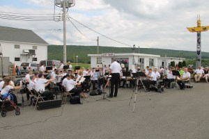 Cressona Band performs, Heisler's Dairy Bar, Lewistown Valley, Walker Township, Tamaqua, 7-20-2014 (1)