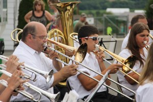 Cressona Band performs, Heisler's Dairy Bar, Lewistown Valley, Walker Township, Tamaqua, 7-20-2014 (8)