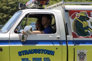 Double Truck Housing Parade, Middleport Fire Company, Middleport, 6-7-2014 (102)