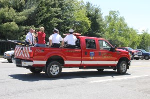 Double Truck Housing Parade, Middleport Fire Company, Middleport, 6-7-2014 (185)