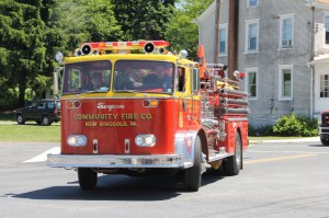 Double Truck Housing Parade, Middleport Fire Company, Middleport, 6-7-2014 (196)