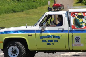 Double Truck Housing Parade, Middleport Fire Company, Middleport, 6-7-2014 (221)