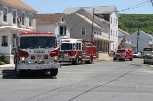 Double Truck Housing Parade, Middleport Fire Company, Middleport, 6-7-2014 (251)