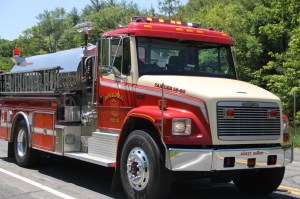 Double Truck Housing Parade, Middleport Fire Company, Middleport, 6-7-2014 (274)