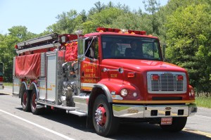 Double Truck Housing Parade, Middleport Fire Company, Middleport, 6-7-2014 (312)