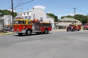 Double Truck Housing Parade, Middleport Fire Company, Middleport, 6-7-2014 (41)