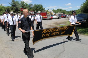 Double Truck Housing Parade, Middleport Fire Company, Middleport, 6-7-2014 (54)