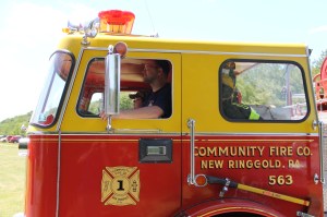 Double Truck Housing Parade, Middleport Fire Company, Middleport, 6-7-2014 (83)