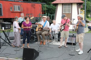 Gene Morrison & Family, Chamber of Commerce Summer Concert Series, Train Station, Tamaqua (20)