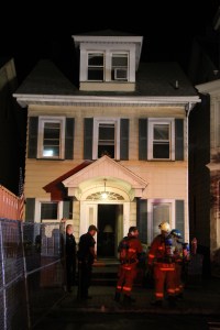 Grease Fire Response, Smoke, 243 East Broad Street, Tamaqua, 7-20-2014 (70)