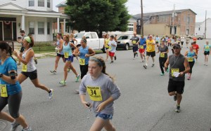 Ludlow Park 5K Run, Walk, benefited Historical Society, Summit Hill, 7-26-2014 (46)